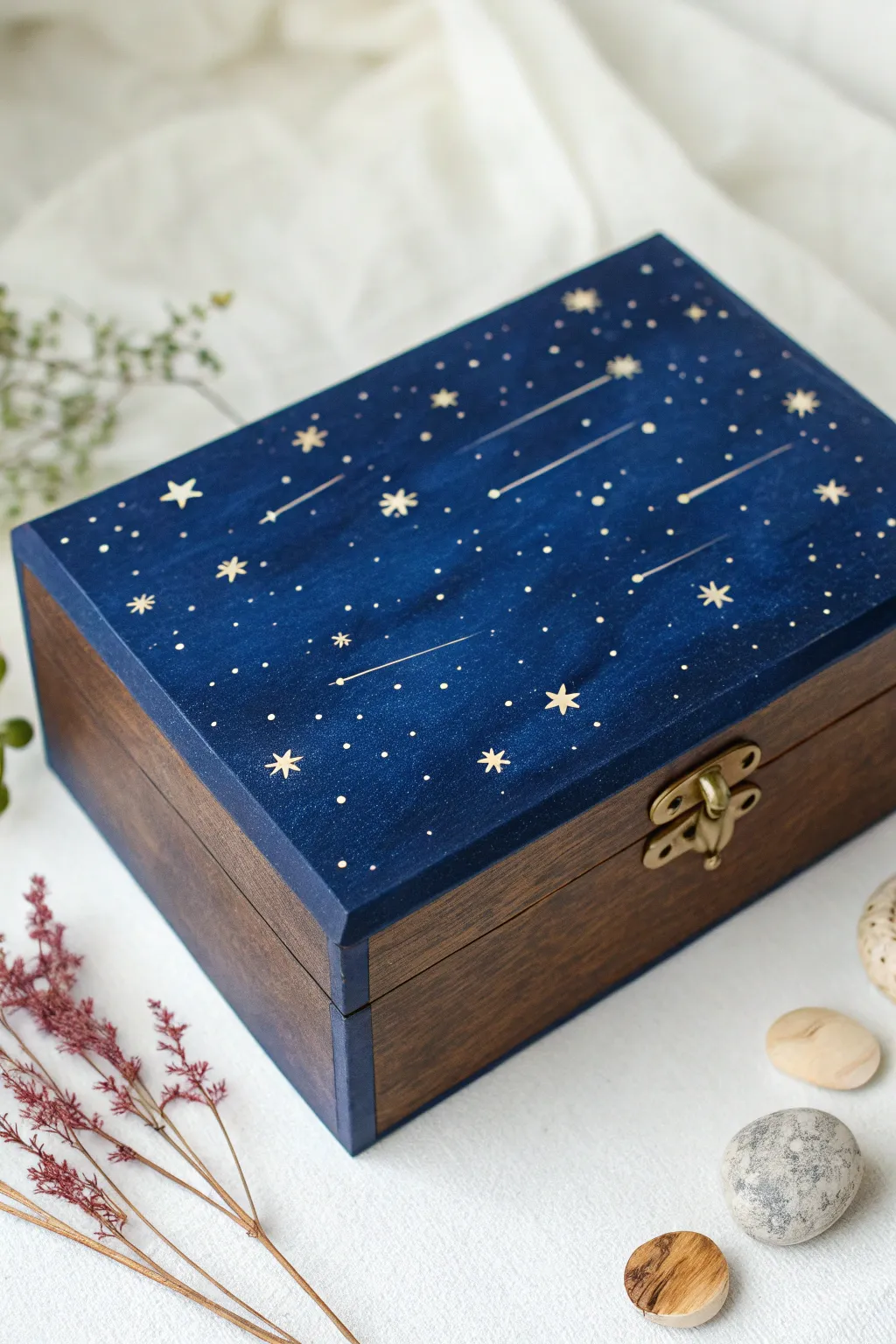 Transform your jewelry box into a starry night masterpiece, blending celestial beauty with minimalist design.