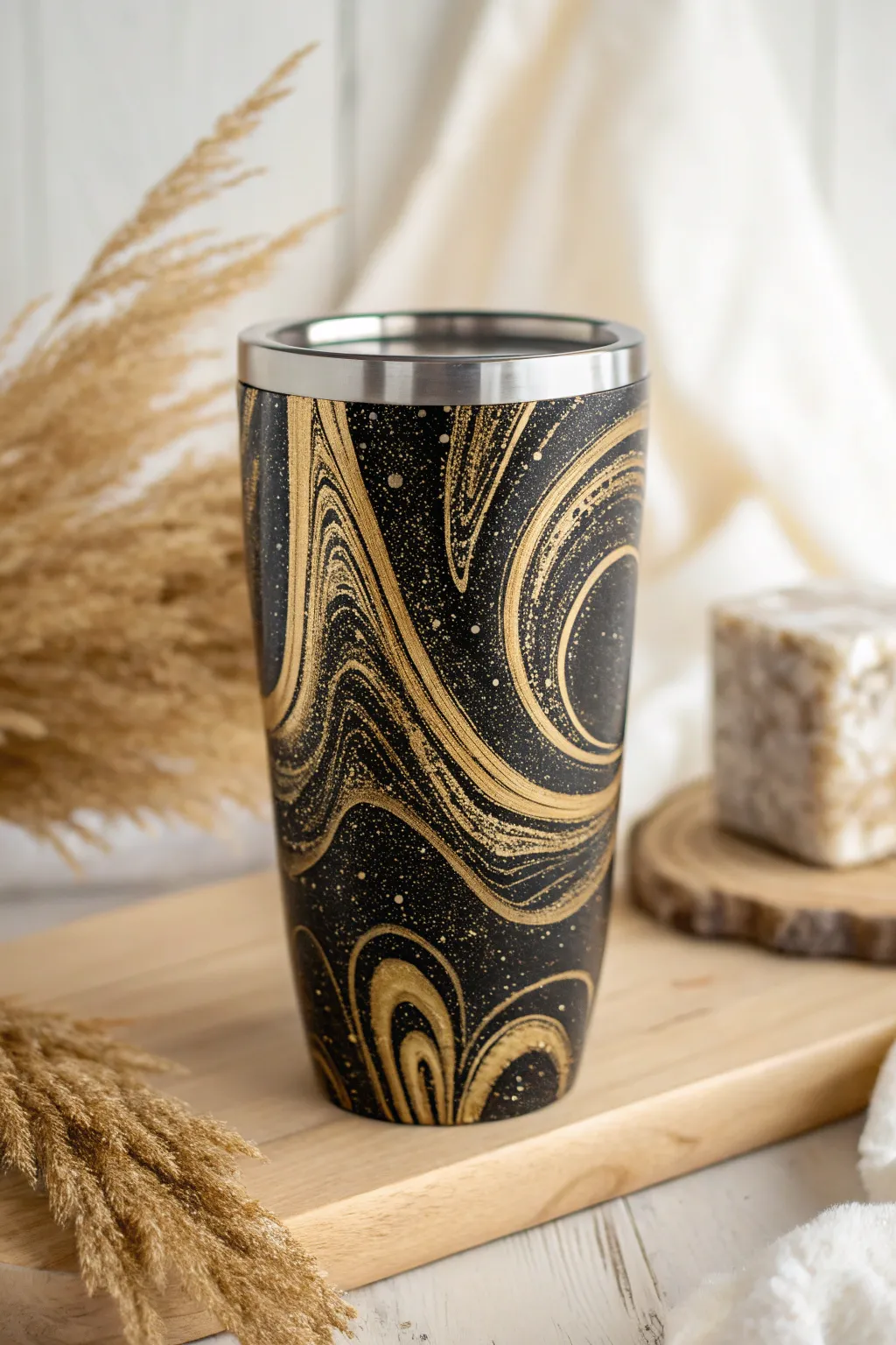 Embrace the allure of cosmic black and gold with this exquisite mica powder tumbler.