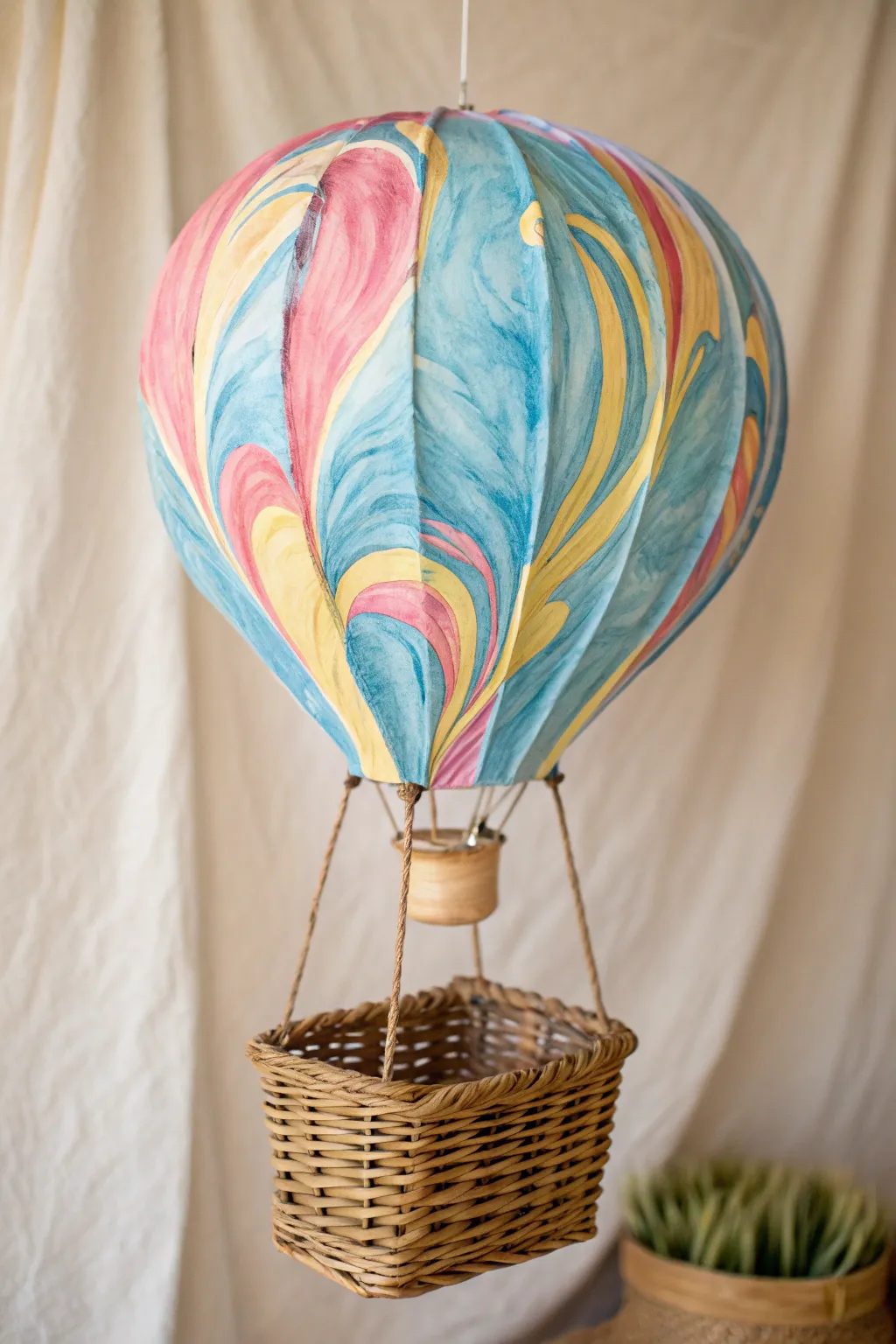 Whimsical artistry takes flight: Discover the beauty of spin art hot air balloons!