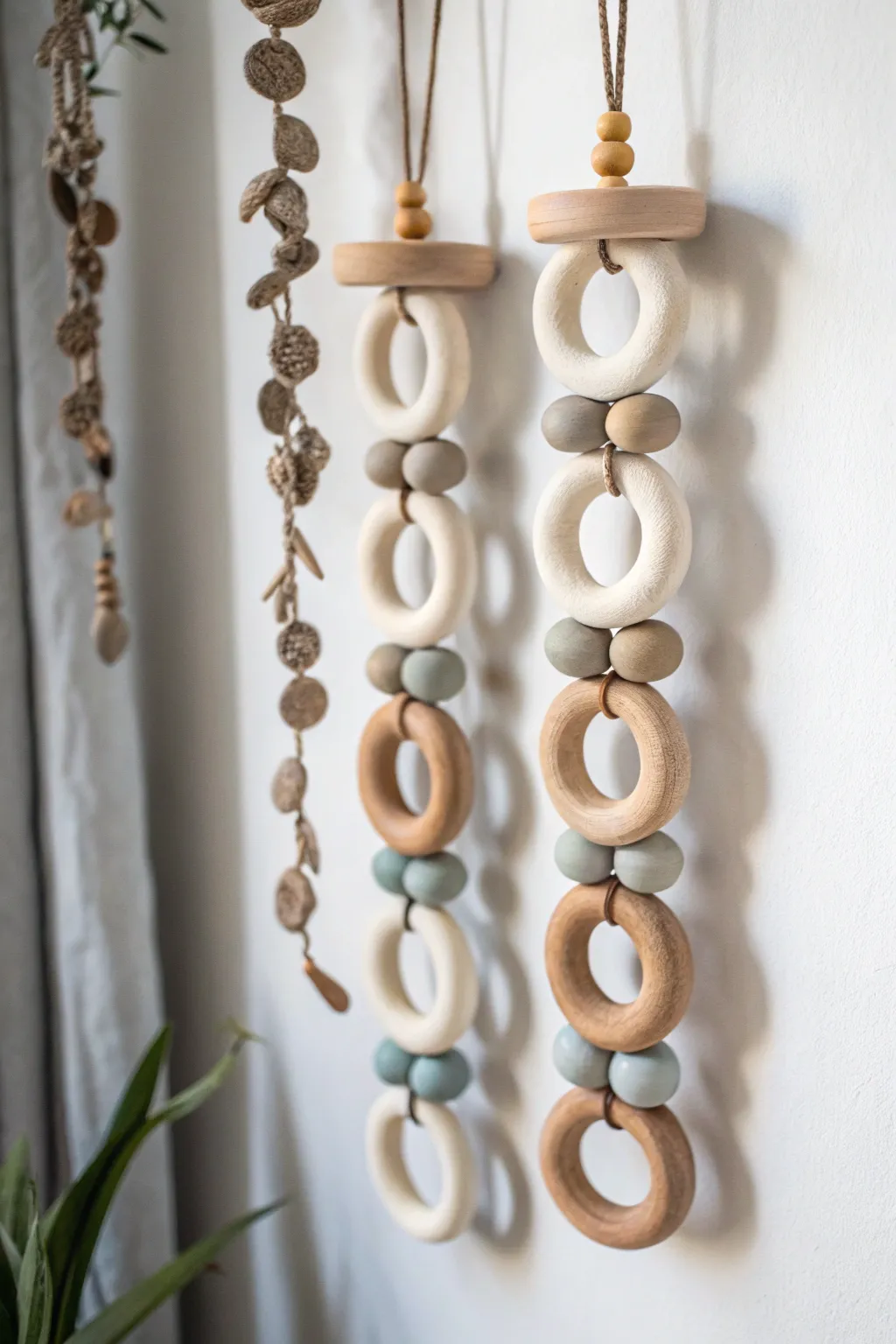 Embrace simplicity and craftsmanship with this elegant clay ring wall hanging, a perfect blend of minimalist design and boho charm.