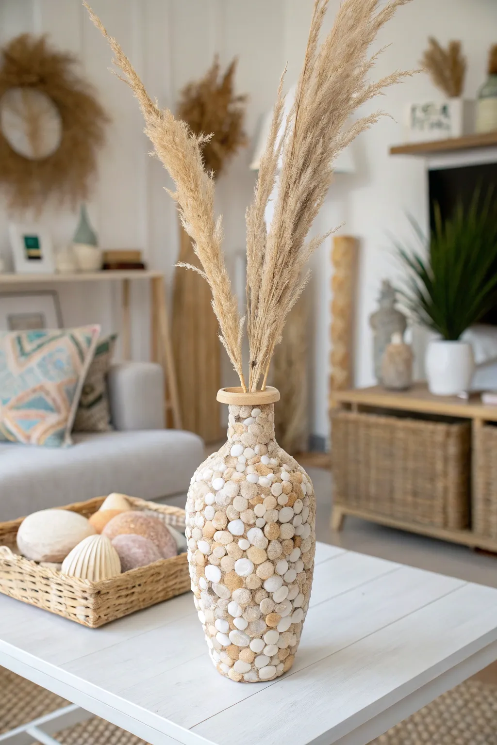 Embrace the sea's charm with this shell-covered vase—perfect for adding a touch of coastal elegance to your home.